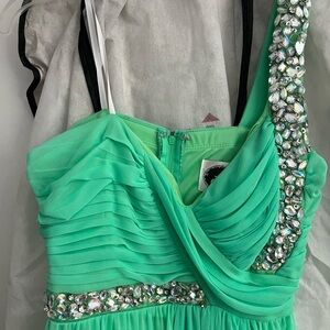 Size 7 Prom Dress